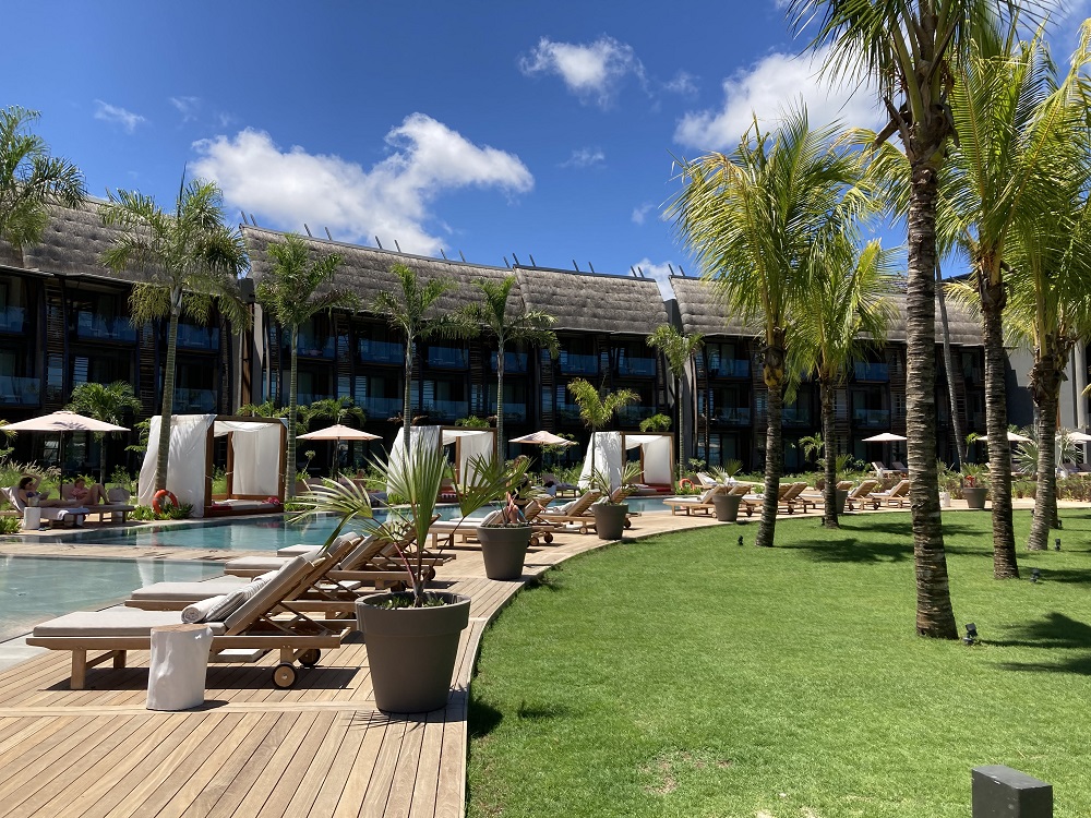 Luxury Indian Ocean LUX Grand Baie Test hotel 2