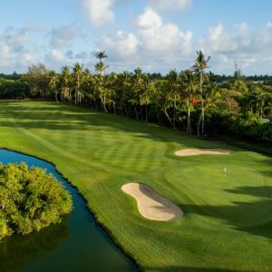 Luxury Indian Ocean The Legent golf course